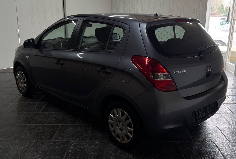 Hyundai i20 1,25 Classic 5d