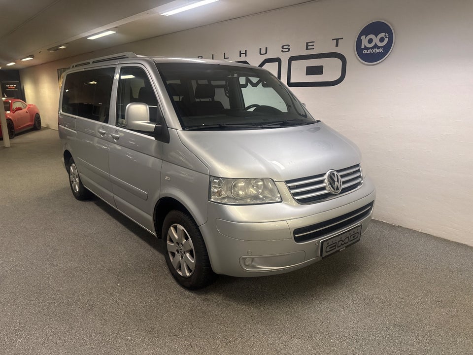 VW Multivan 2,5 TDi 130 Basis 7prs 5d