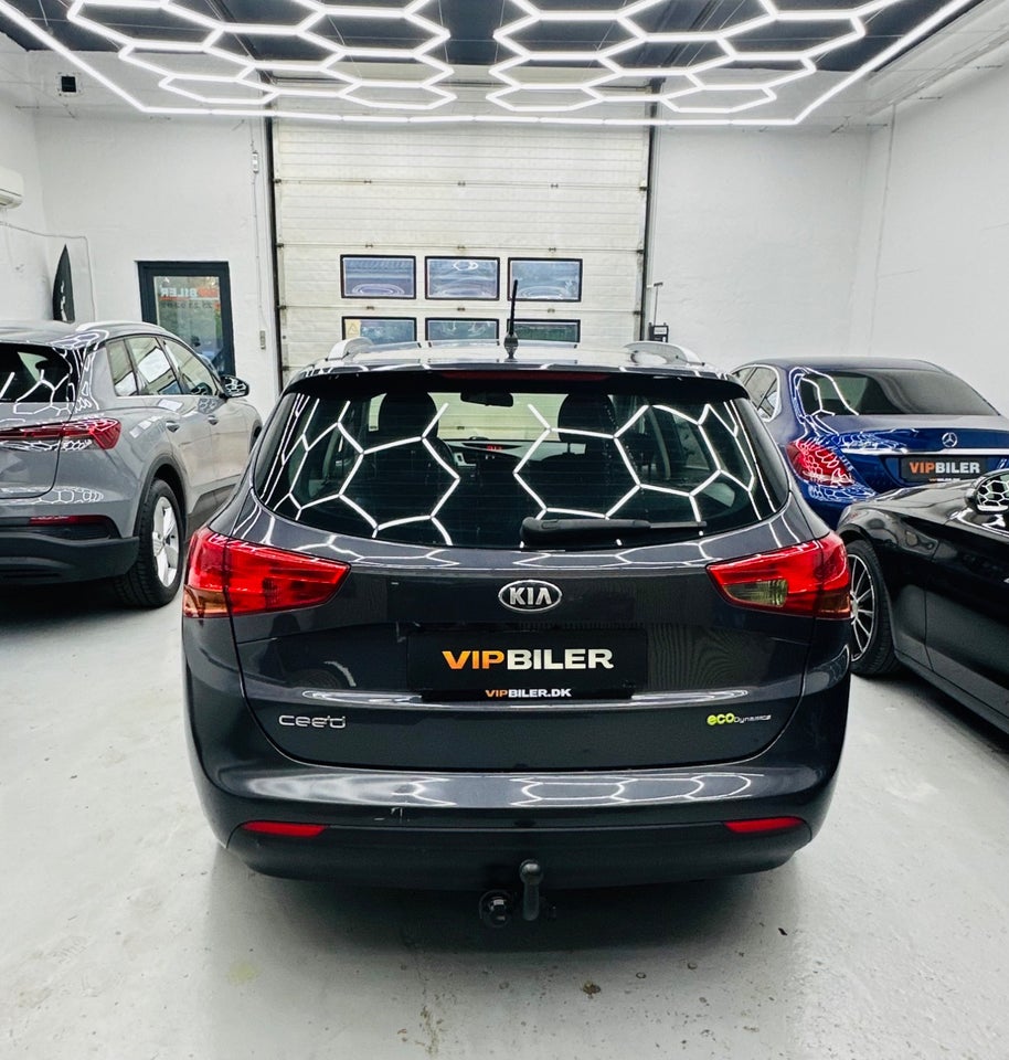 Kia Ceed 1,6 CRDi 128 Active SW 5d