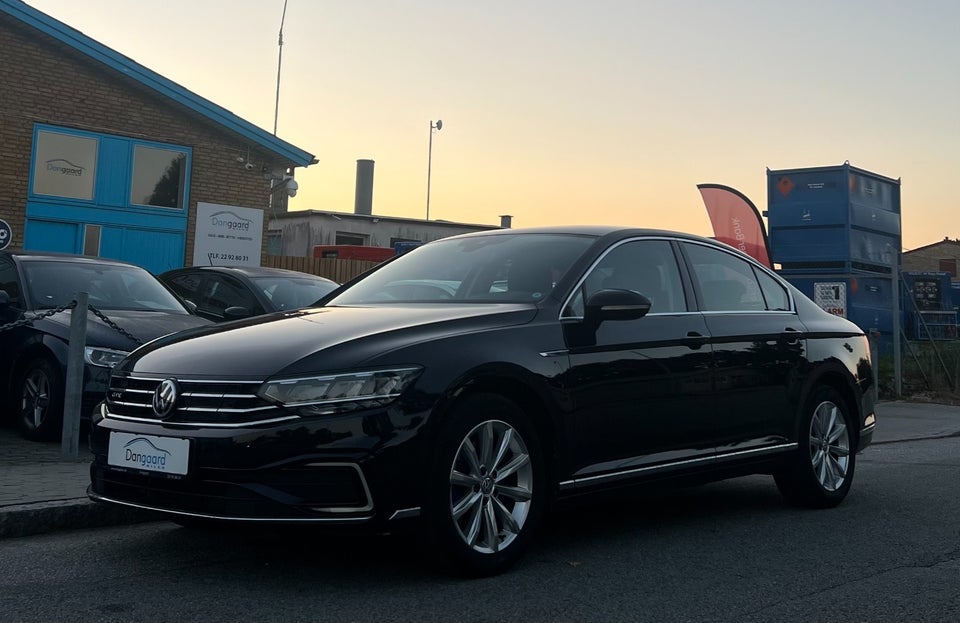 VW Passat 1,4 GTE+ DSG 4d