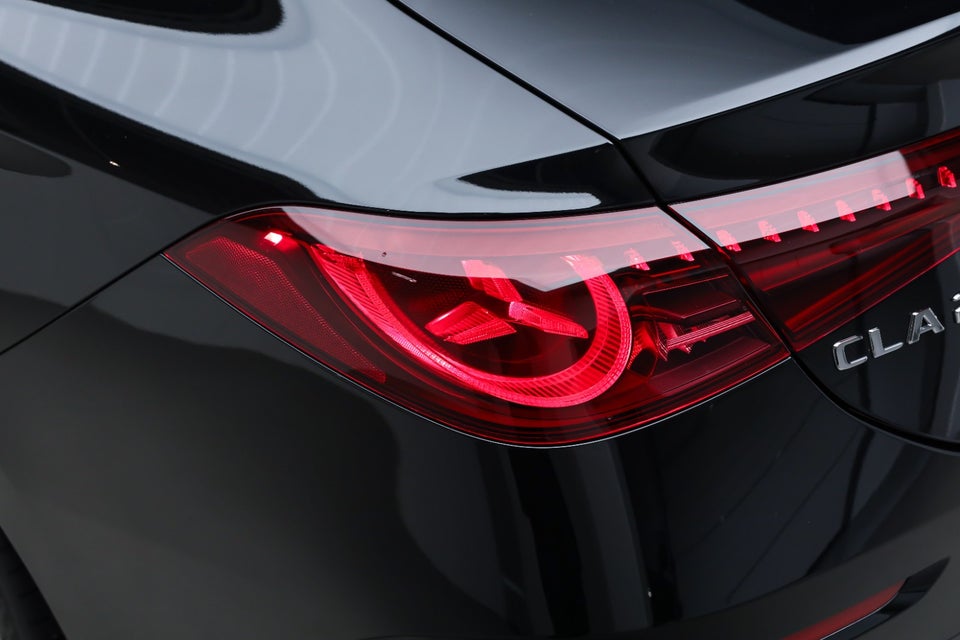 Mercedes CLA250+ EQ AMG Advance Plus 4d