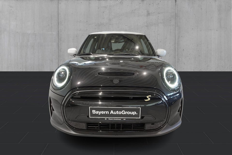 MINI Cooper SE Classic Trim 3d