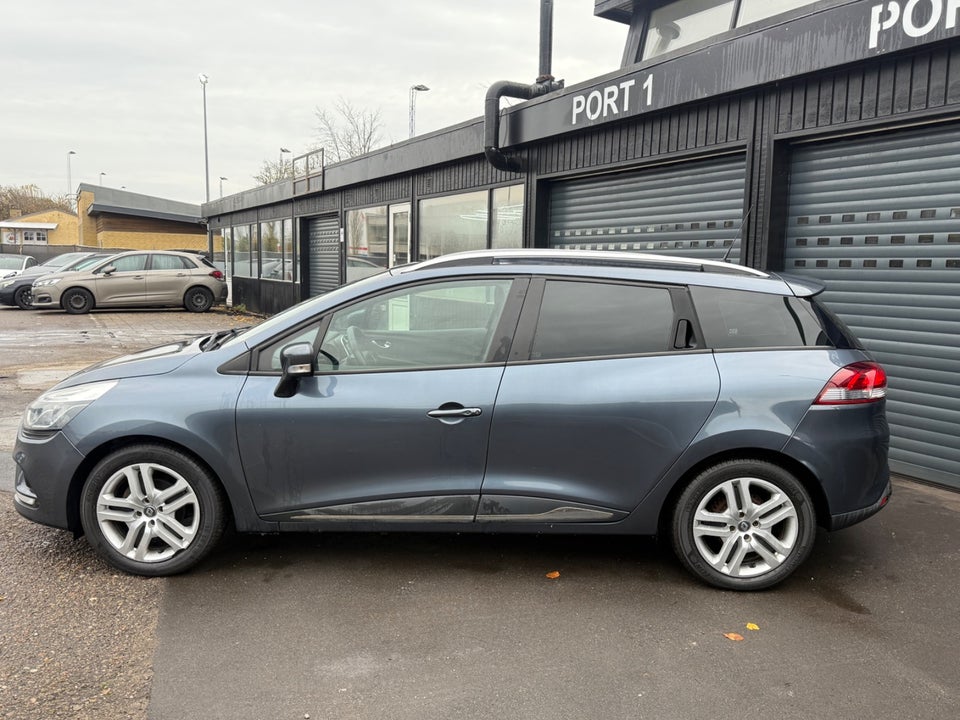 Renault Clio IV 0,9 TCe 90 Expression Sport Tourer 5d