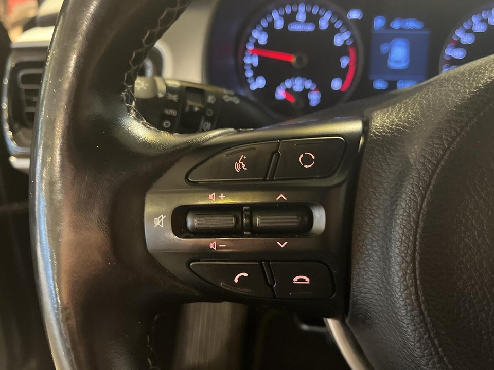 Kia Stonic 1,0 T-GDi Vision DCT 5d