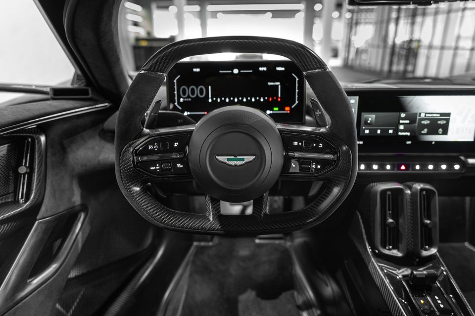Aston Martin Valhalla 4,0  2d