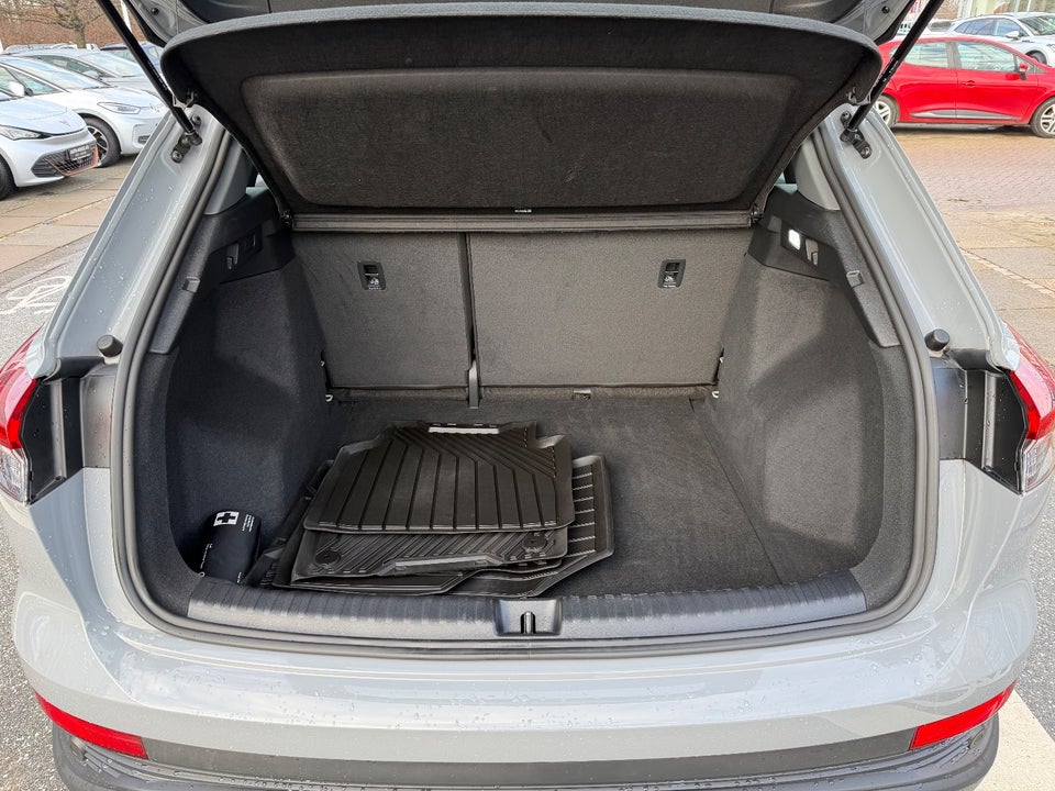 Audi Q4 e-tron 45 Advance quattro 5d