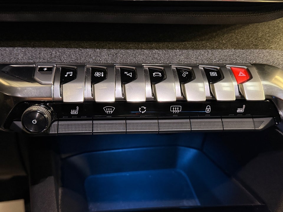 Peugeot 3008 1,6 Hybrid Allure Pack EAT8 5d