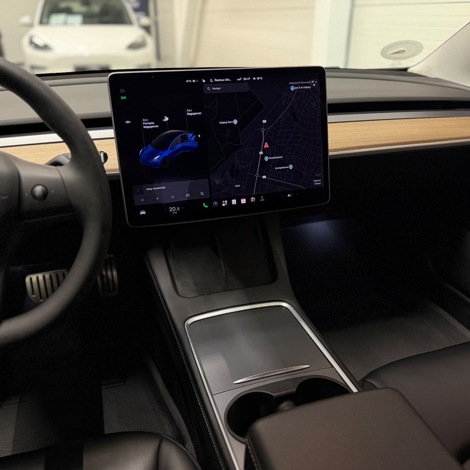 Tesla Model 3 Performance AWD 4d