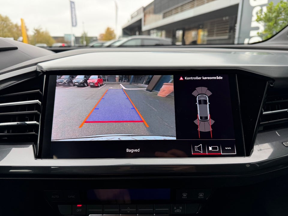 Audi Q4 e-tron 45 S-line Sportback quattro 5d