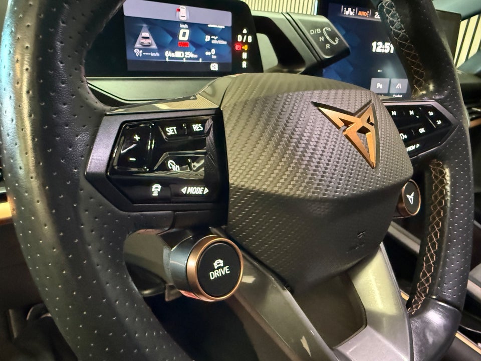 Cupra Born 77 e-Boost Dinamica Pack High 5d