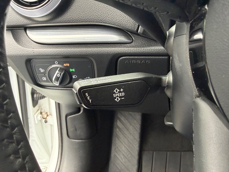 Audi A3 35 TFSi S-line Sportback S-tr. 5d