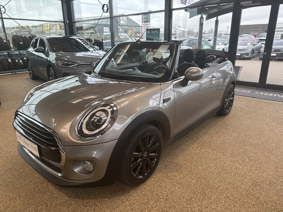 MINI Cooper 1,5 Essential Cabriolet aut. 2d