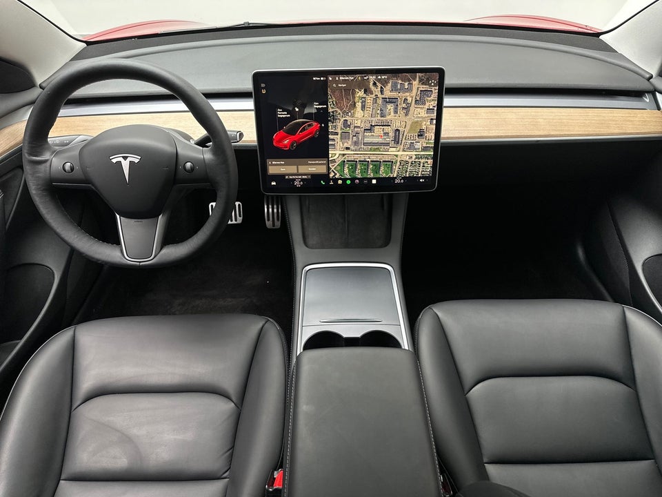 Tesla Model 3 Standard Range+ RWD 4d