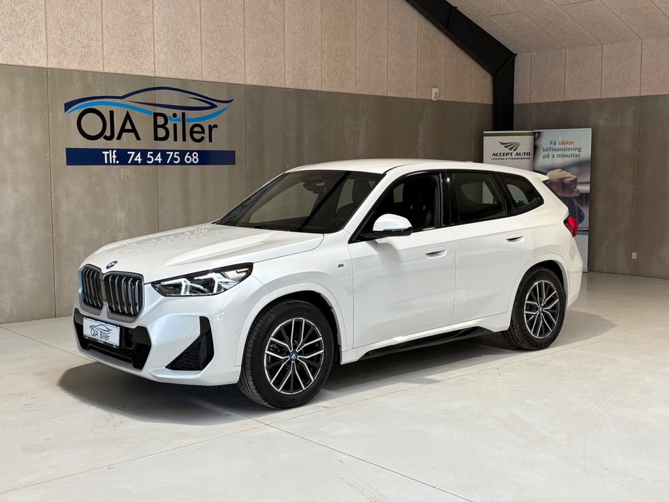 BMW iX1 xDrive30 M-Sport 5d