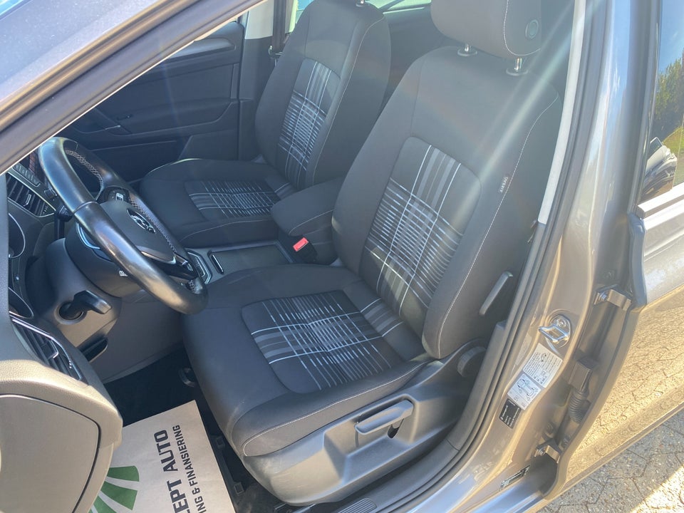 VW Golf Sportsvan 1,6 TDi 110 Lounge 5d