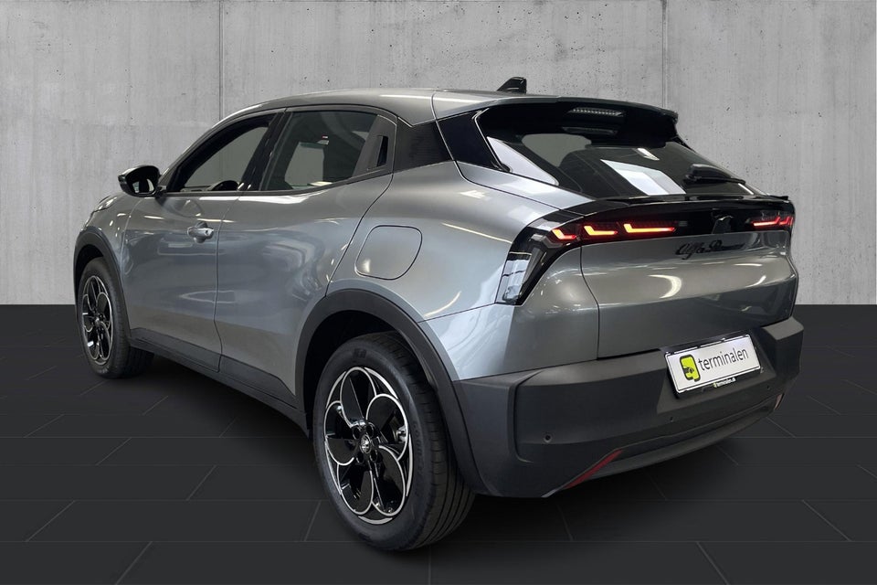 Alfa Romeo Junior Elettrica Speciale 5d