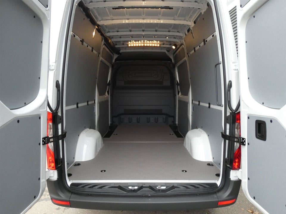 Mercedes Sprinter 317 2,0 CDi A2 Kassevogn PRO aut. RWD