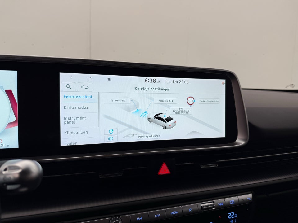 Hyundai Ioniq 6 53 Essential 4d