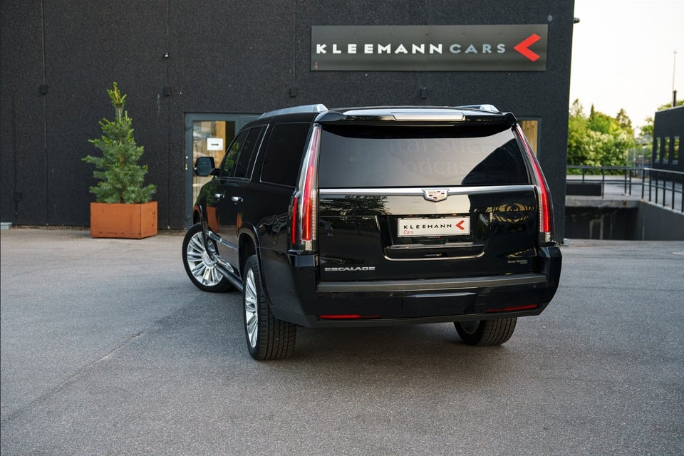 Cadillac Escalade 6,2 V8 ESV Platinum aut. 7prs 5d