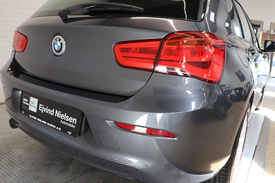 BMW 118i 1,5 Advantage aut. 5d