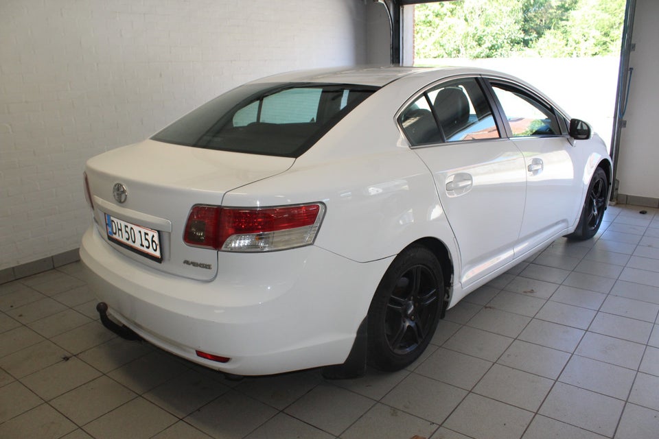 Toyota Avensis 1,6 VVT-i T2 4d