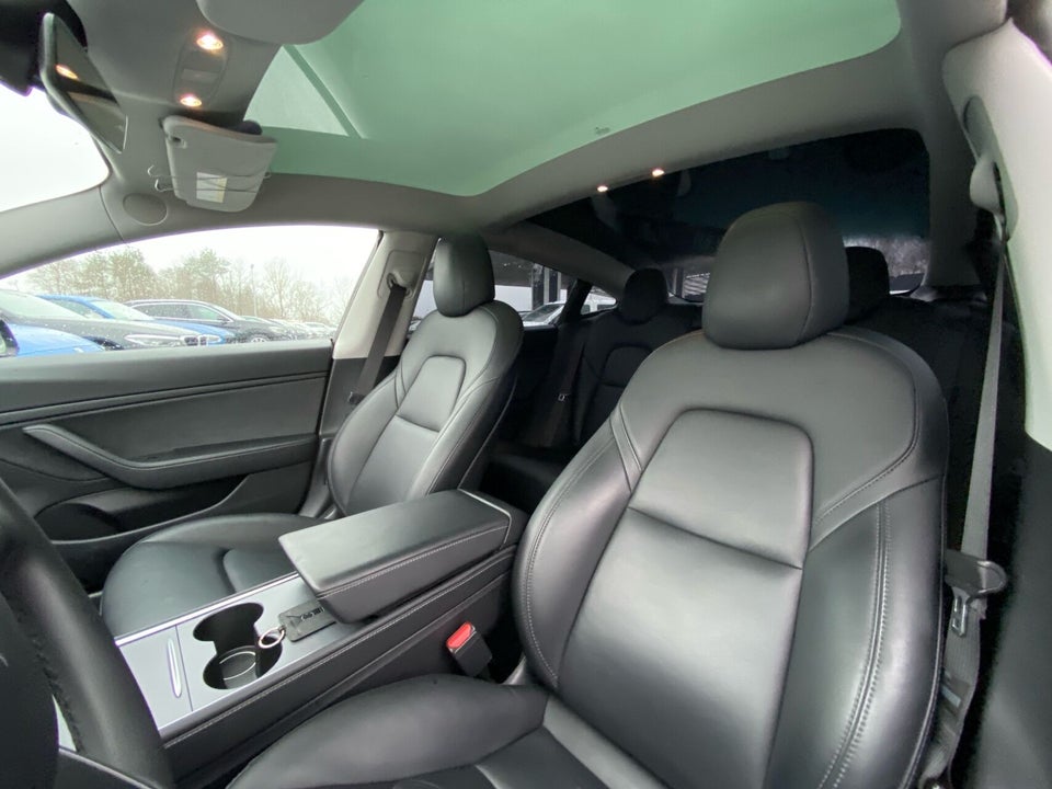 Tesla Model 3 Long Range AWD 4d