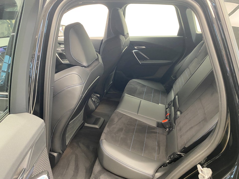 BMW iX1 eDrive20 M-Sport 5d