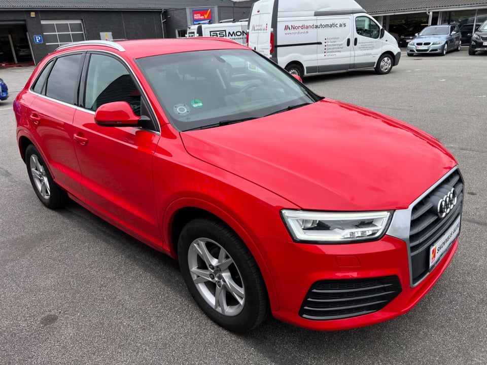 Audi Q3 1,4 TFSi 150 S-tr. 5d