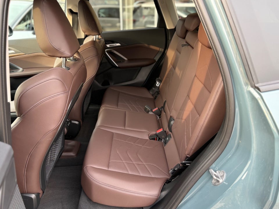 BMW iX1 eDrive20 Fully Charged 5d