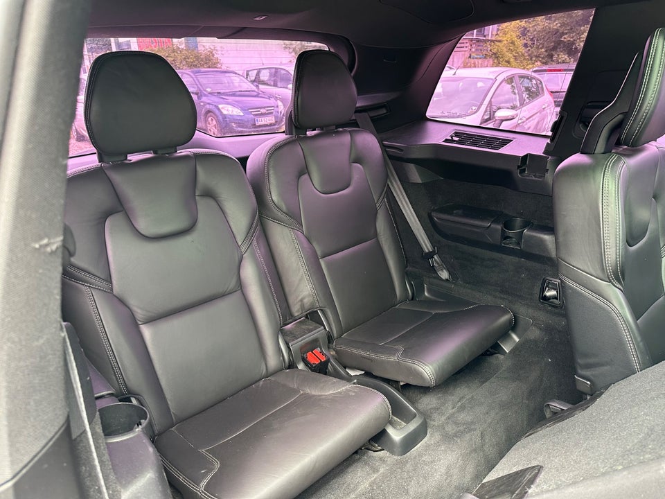 Volvo XC90 2,0 T8 407 Inscription aut. AWD 7prs 5d