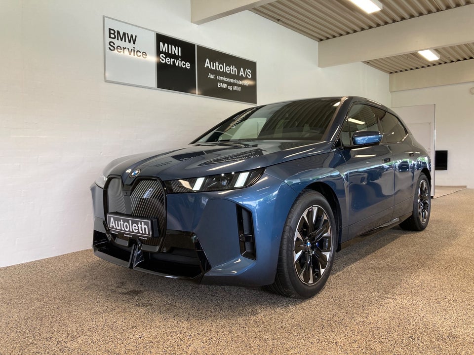 BMW iX xDrive45 M-Sport 5d