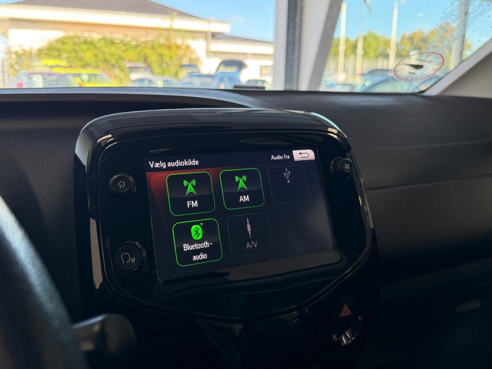 Citroën C1 1,0 VTi Attaque+ 5d