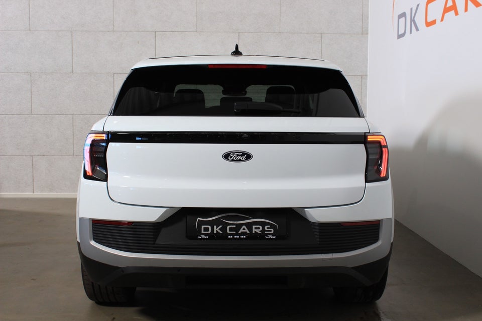 Ford Explorer 82 Premium Extended Range 5d