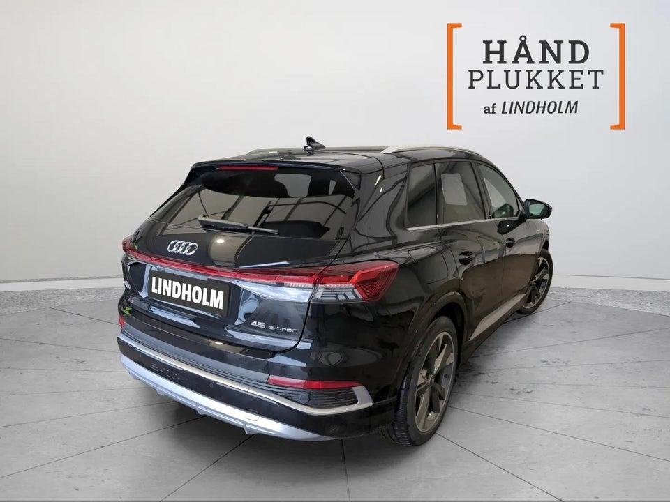 Audi Q4 e-tron 45 S-line 5d