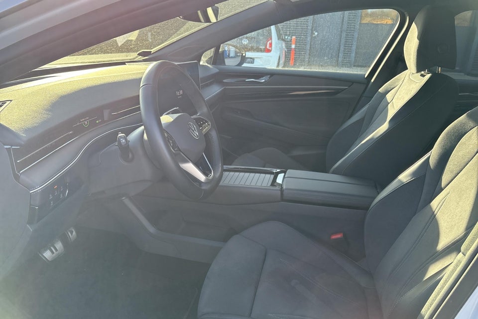 VW ID.7 77 Style+ Tourer 5d