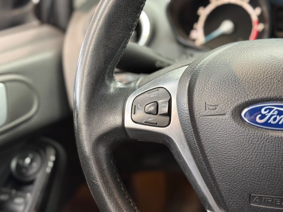 Ford Fiesta 1,0 SCTi 100 Titanium 5d