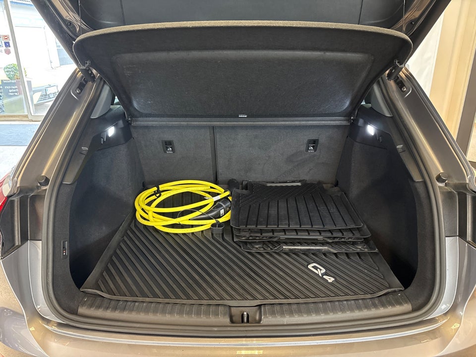 Audi Q4 e-tron 40 Advanced 5d