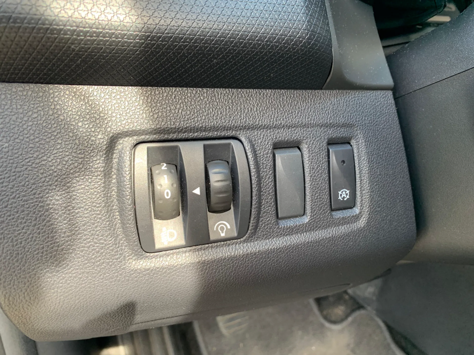 Renault Clio IV 0,9 TCe 90 Zen Sport Tourer 5d