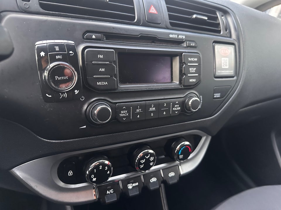 Kia Rio 1,2 CVVT Active 5d