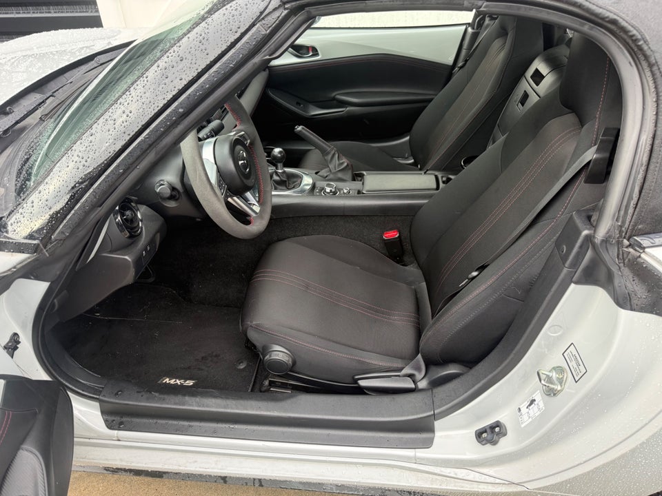 Mazda MX-5 1,5 SkyActiv-G 131 Roadster 2d