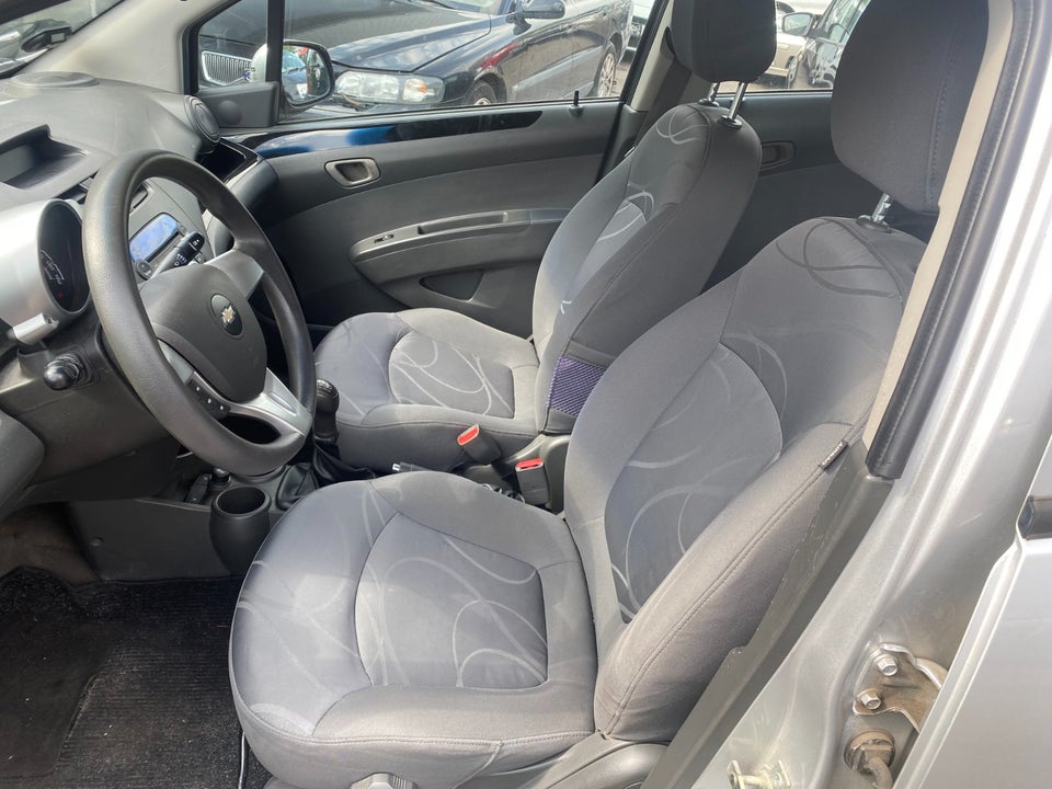 Chevrolet Spark 1,0 LS 5d
