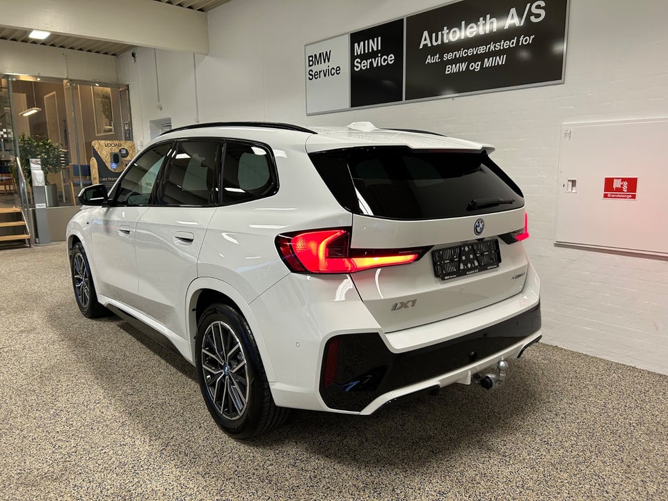 BMW iX1 xDrive30 Fully Charged 5d