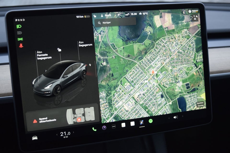 Tesla Model 3 Long Range AWD 4d