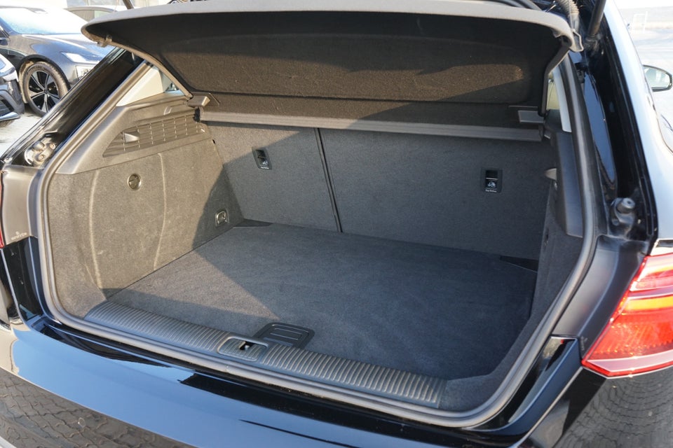 Audi A3 35 TFSi S-line Sportback 5d