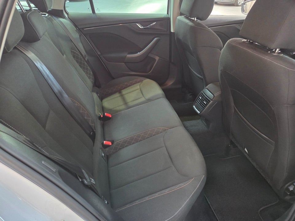 Skoda Scala 1,0 TSi 95 Ambition 5d