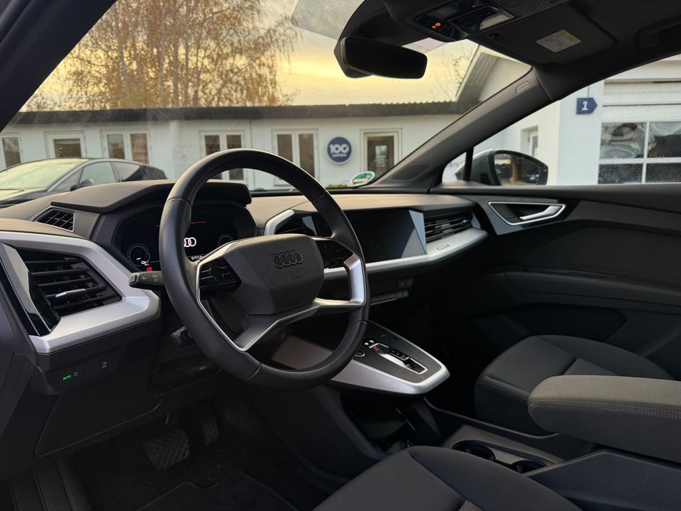Audi Q4 e-tron 45 quattro 5d