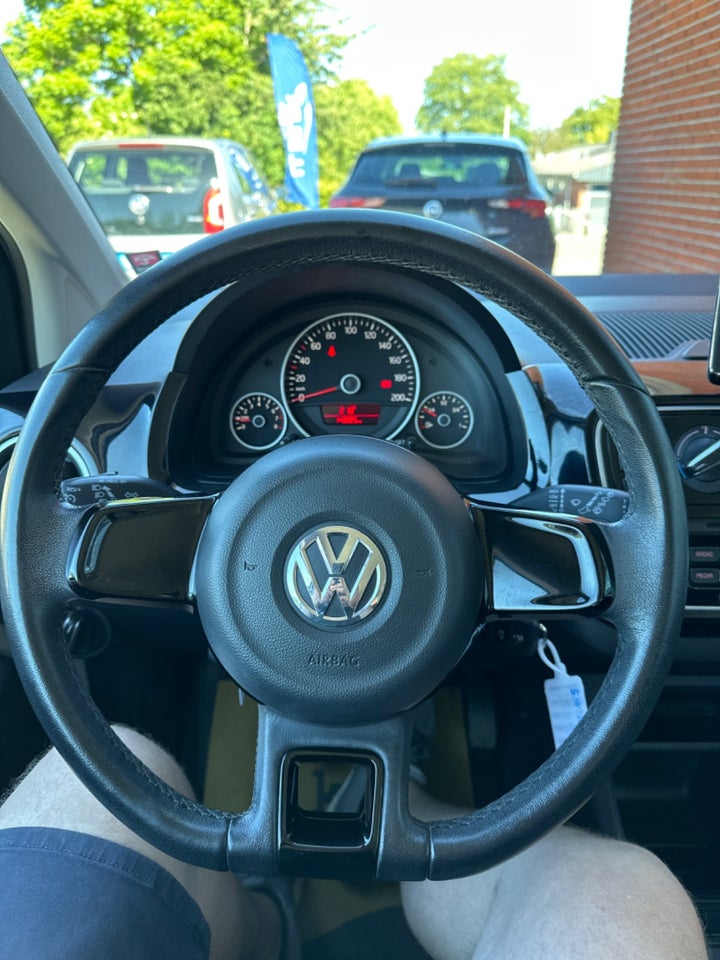 VW Up! 1,0 75 High Up! 3d