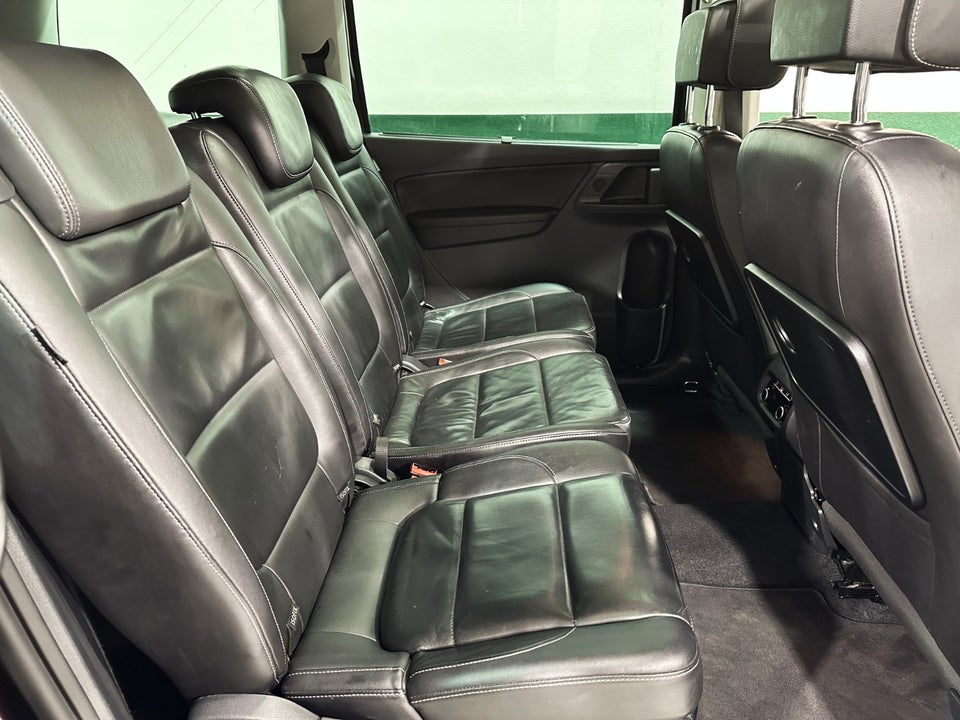 VW Sharan 2,0 TDi 184 Highlline DSG 7prs 5d