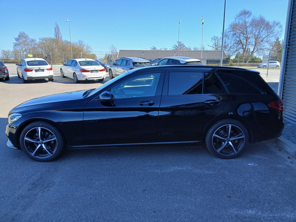 Mercedes C220 d 2,0 Avantgarde stc. aut. 5d