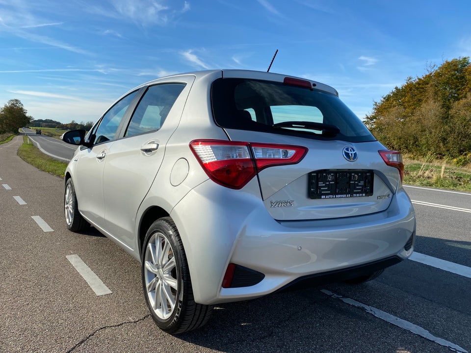 Toyota Yaris 1,5 Hybrid H2 e-CVT 5d
